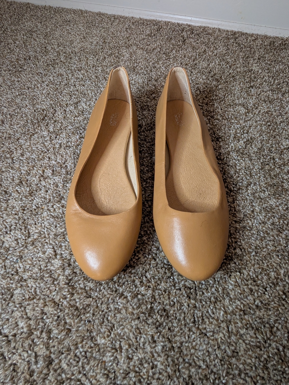 Classic Women's Tan Leather Ballet Flats